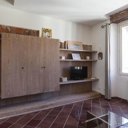 Apartment Gaudenzio Ferrari 12